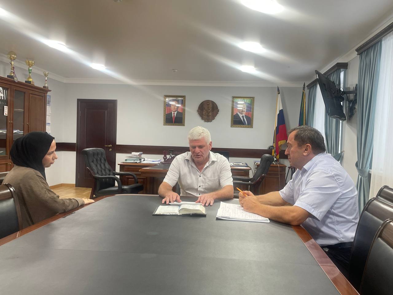 Рустам Татарханов провел личный прием граждан