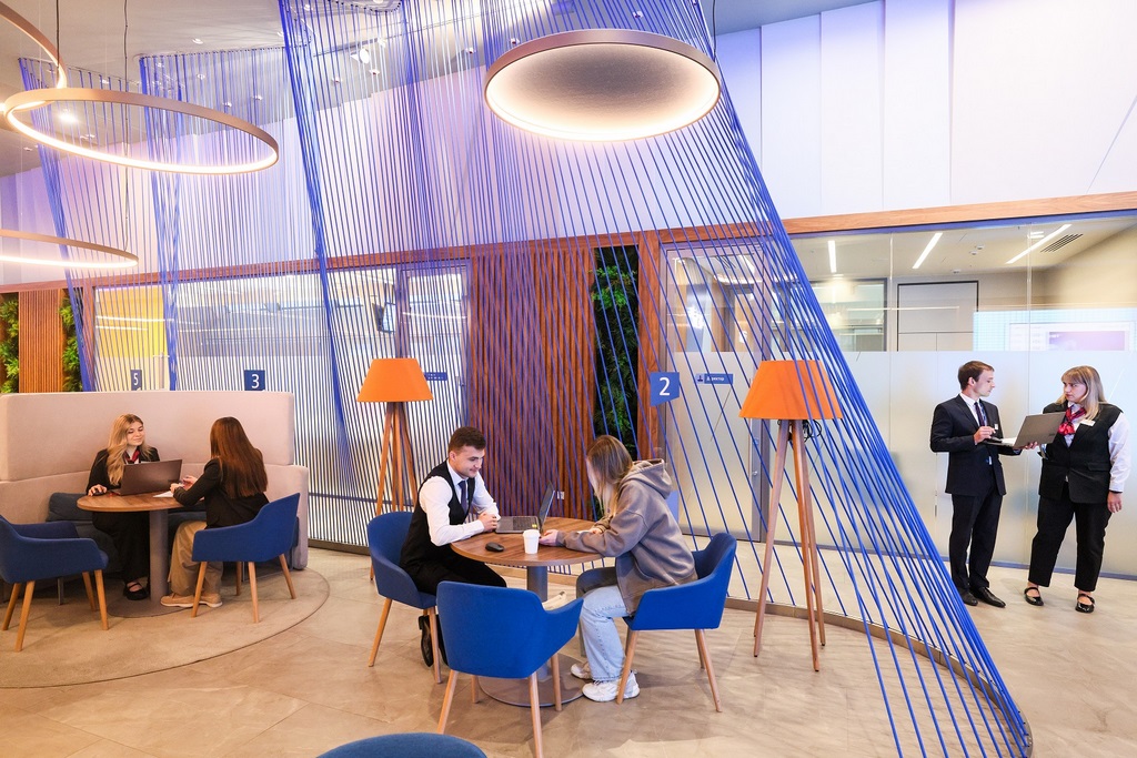 С начала года банковские сбережения россиян увеличились почти на 20%