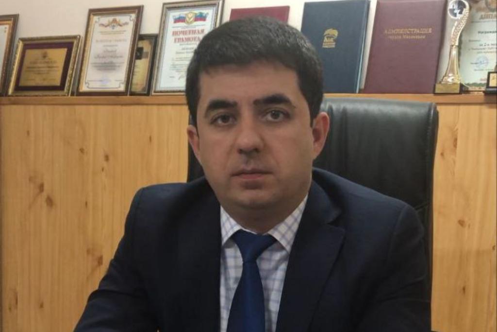 Джакай Джакаев прокомментировал проблему с вывозом мусора в Махачкале