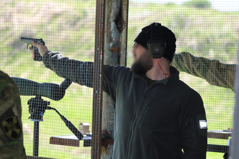 Росгвардеец из Дагестана стал серебряным призером соревнований по стрельбе
