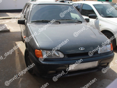 Подросток в Дагестане угнал автомобиль, пока водитель сходил за кофе