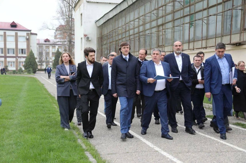 Глава Минпросвещения России Сергей Кравцов посетил ДГПУ