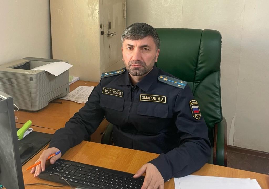 Приставы взыскали с жительницы Дагестана долг по таможенным платежам