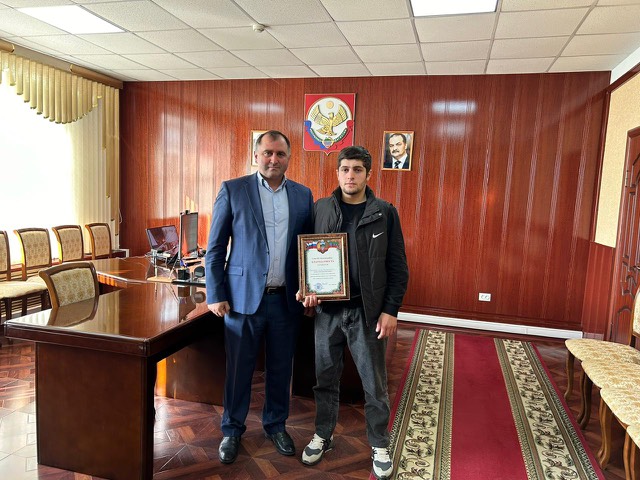 Участник СВО из Хивского района отмечен благодарностью руководства муниципалитета