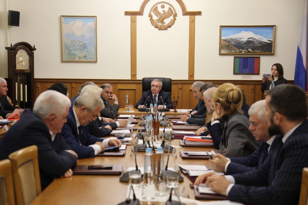 Президиум Народного Собрания рассмотрел проекты федеральных законов