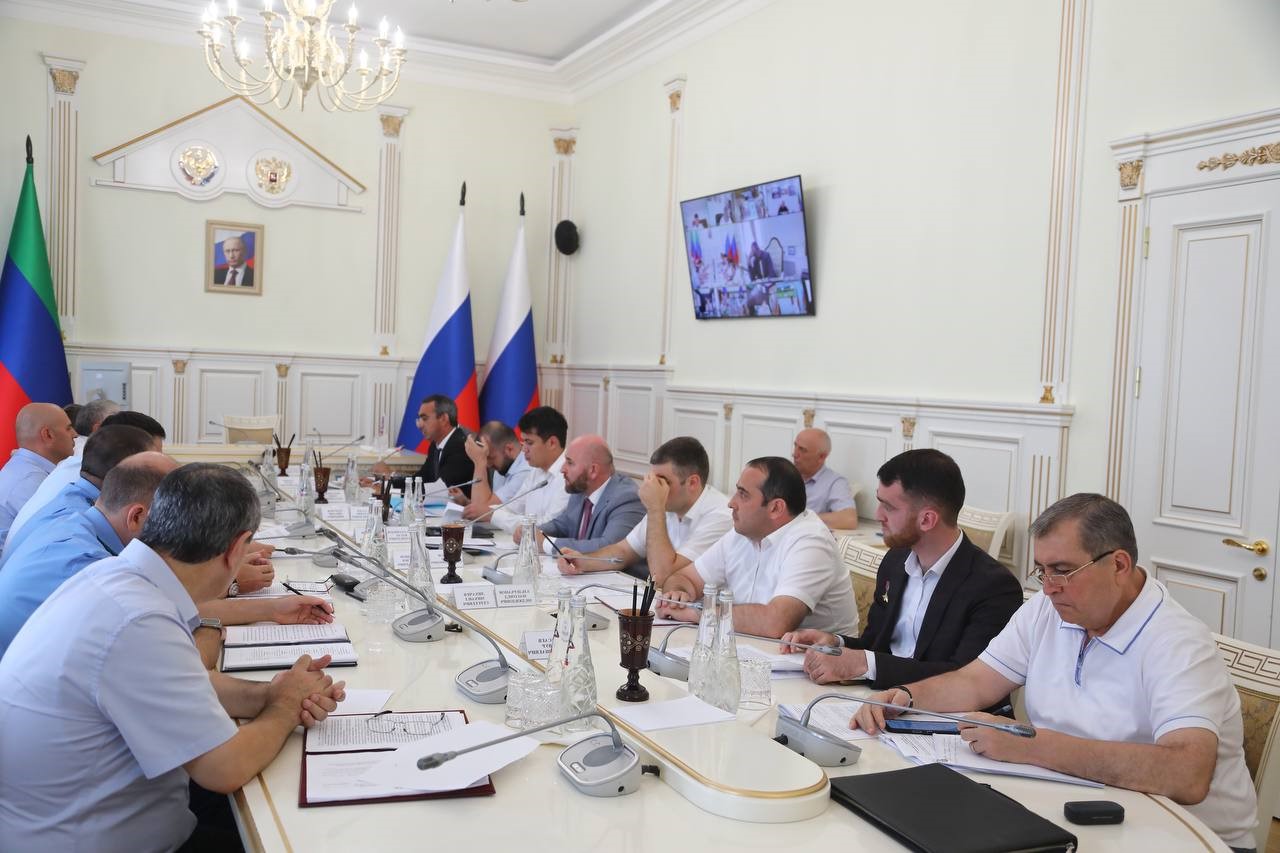 Эмин Мерданов: «Взимание платы за проход на пляжи противоречит законодательству»