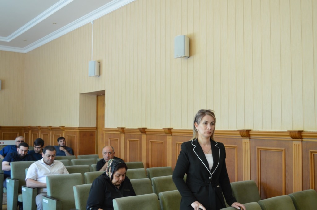 Вопросы реализации весенней призывной кампании обсудили в администрации Каякентского района