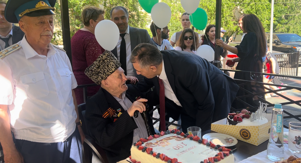 Ветерана Великой Отечественной войны Мусу Багаутдинова поздравили со 100-летним юбилеем