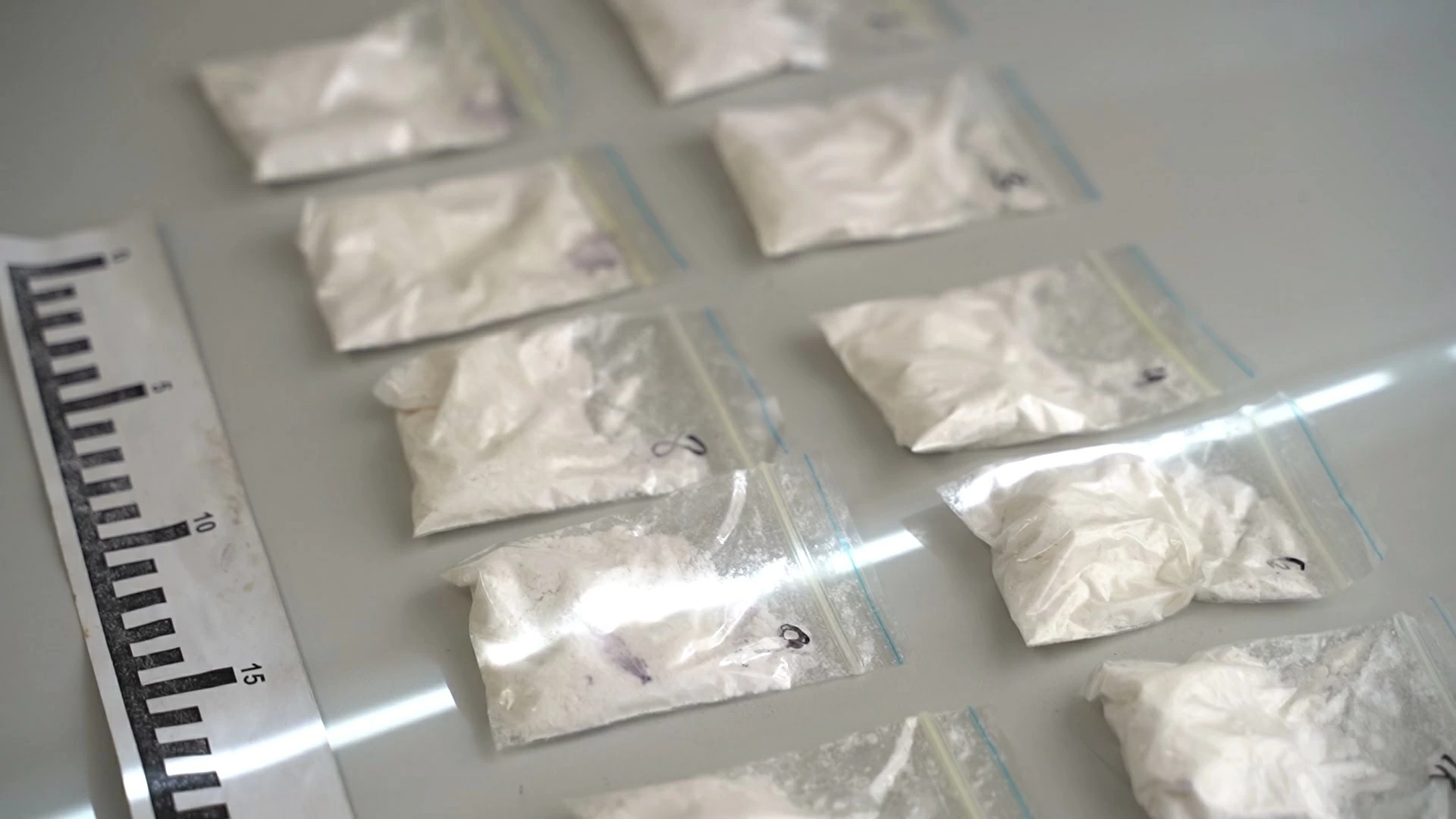 Девочка-подросток задержана со 180 дозами мефедрона в Каспийске