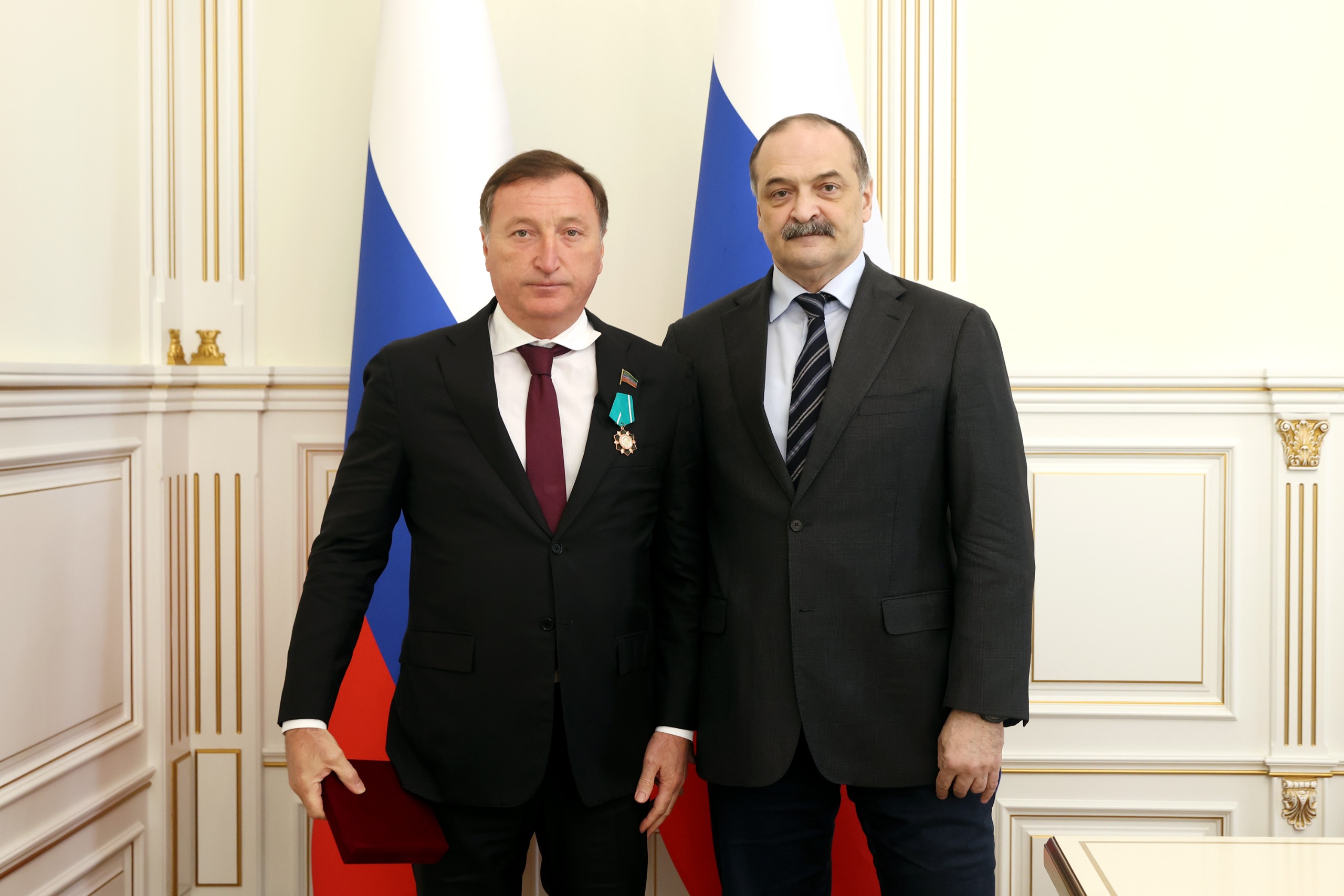 Заур Аскендеров поздравил главу Дагестана Сергея Меликова с юбилеем