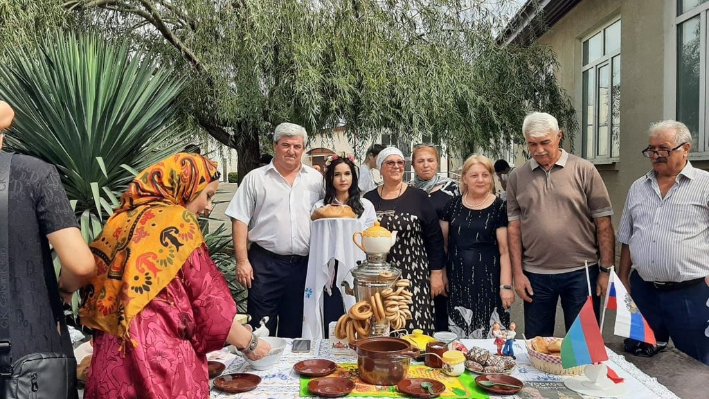 В Каспийске проходят мероприятия ко Дню единства народов Дагестана