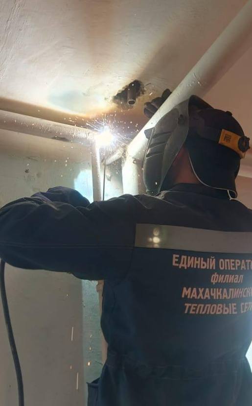 Дагестанская бригада подготовила школу в Запорожской области к зиме