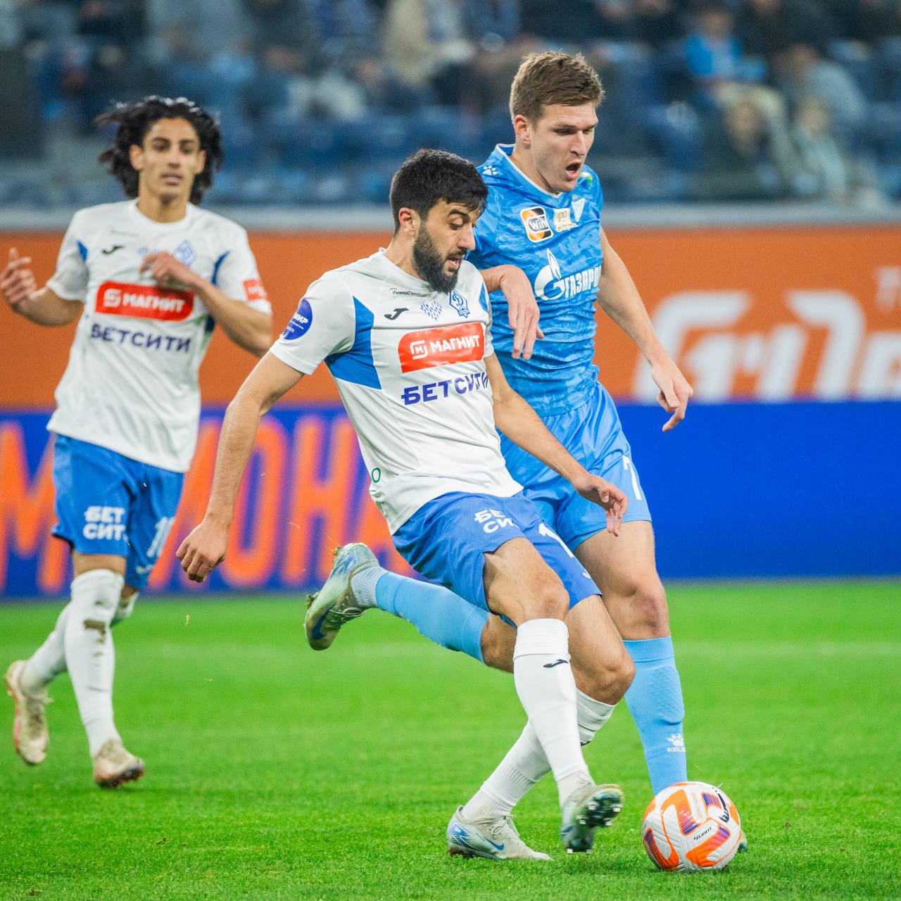 «Динамо» минимально уступило «Зениту»