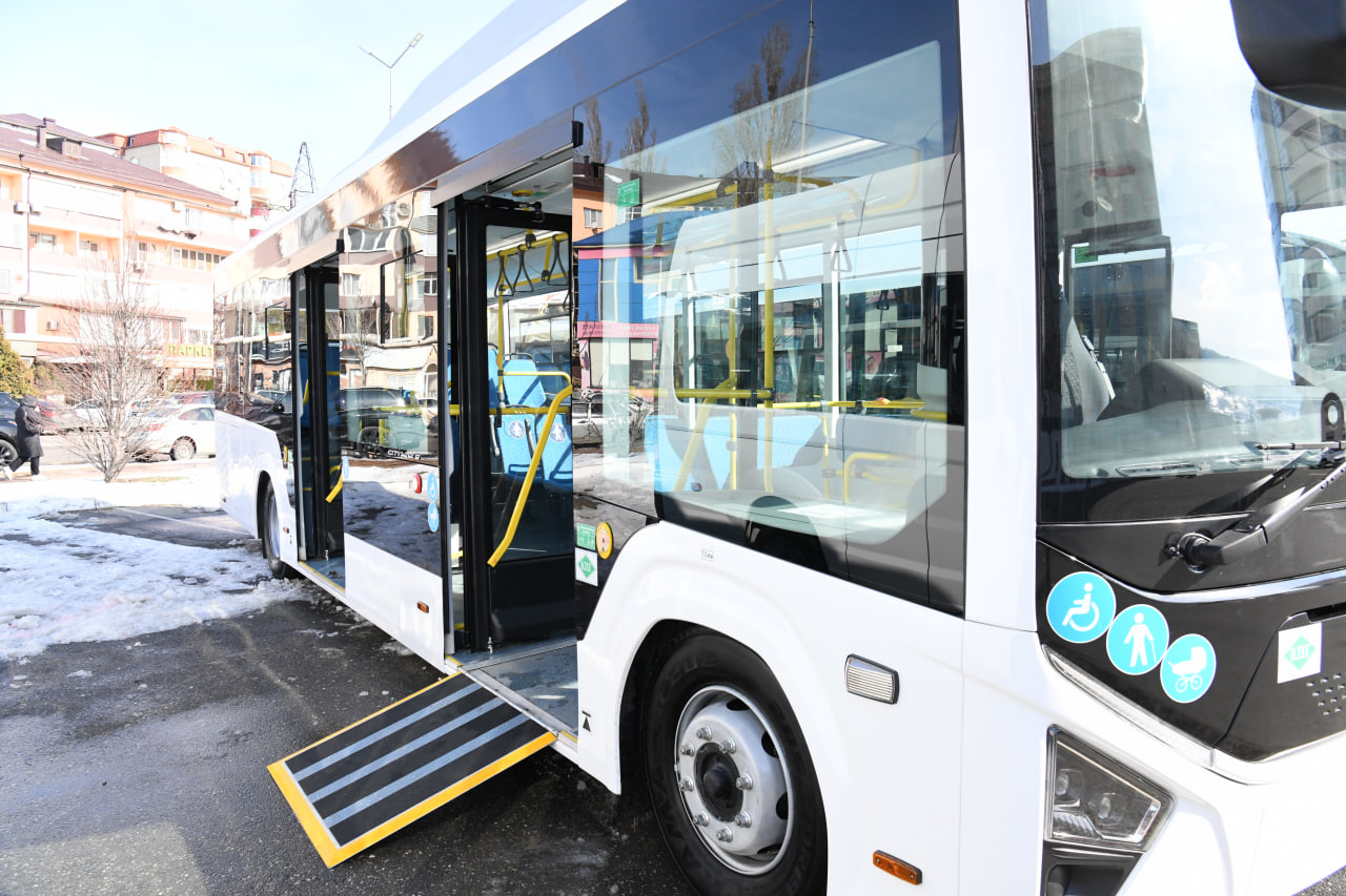 В Махачкалу по программе лизинга закупят 84 новых автобуса