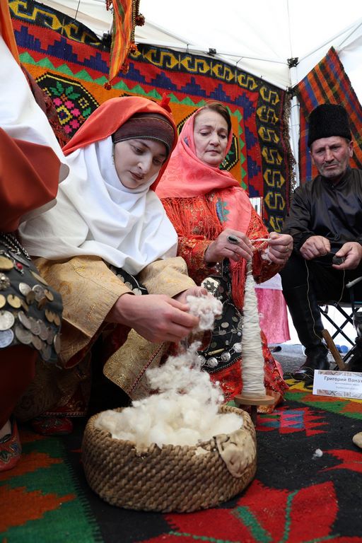 Фестиваль народного творчества «Традиции Дагестана» прошел на «Анжи-Арене»