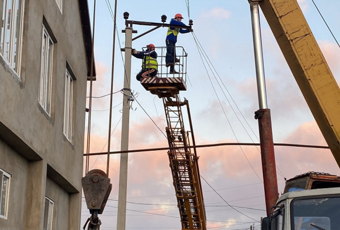 «Дагэнерго» отремонтирует более 35 км воздушных линий электропередачи