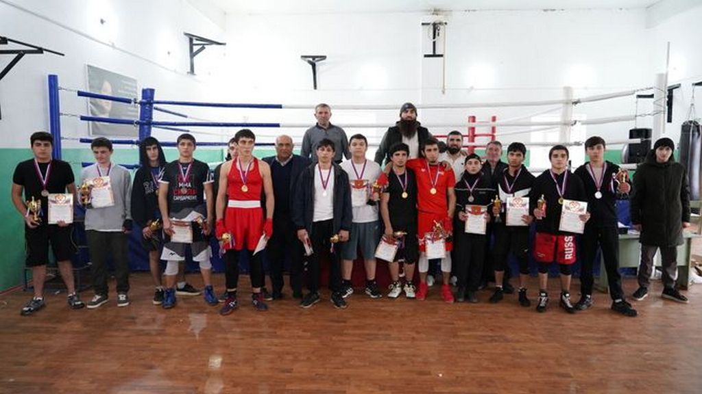 В Хивском районе провели турнир по боксу ко Дню Конституции России