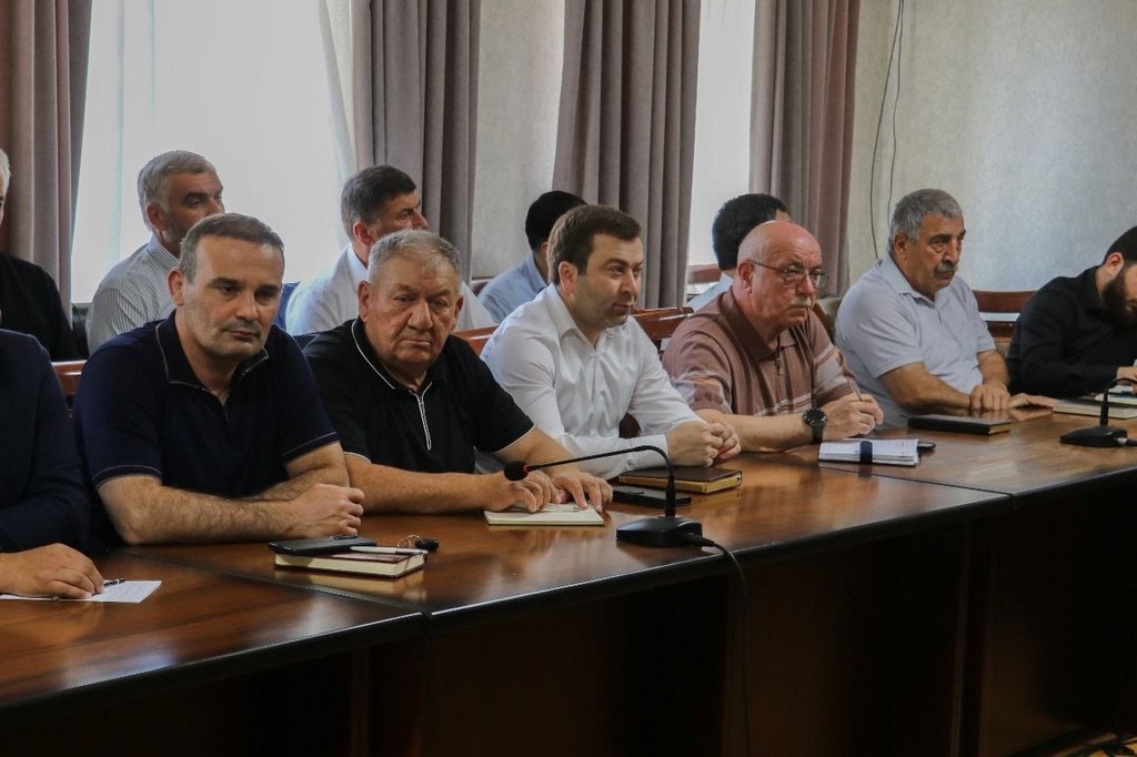В Дербентском районе обсудили вопросы подготовки к проведению ГИА