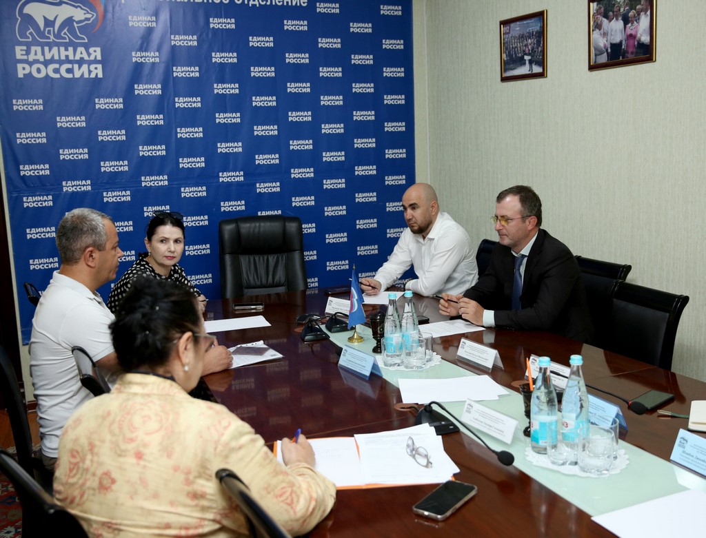 Елена Ельникова: «Наша задача – сократить время на решение вопросов семей участников СВО»