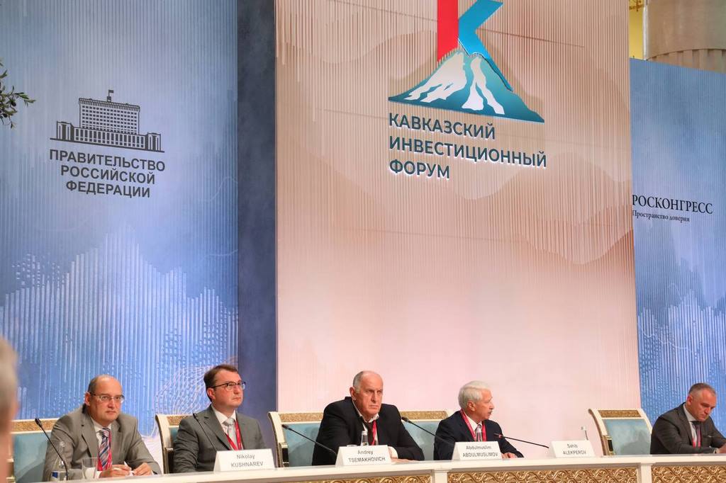 Махачкалинский порт протестировал логистическую цепочку контейнерных перевозок из Индии