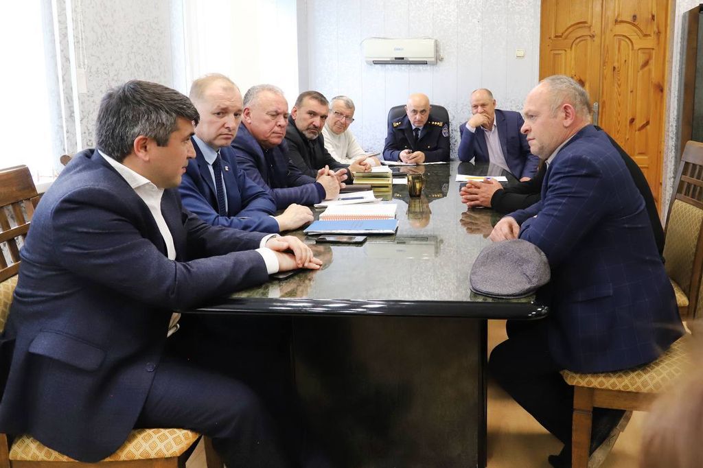 Сергей Касьянов провел личный прием граждан в Табасаранском районе