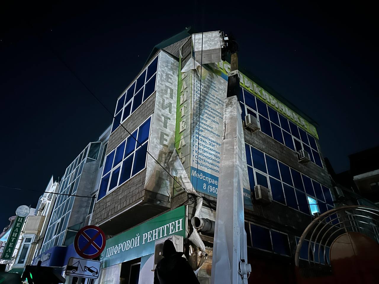 Демонтировано более 100 незаконных рекламных конструкций в Махачкале