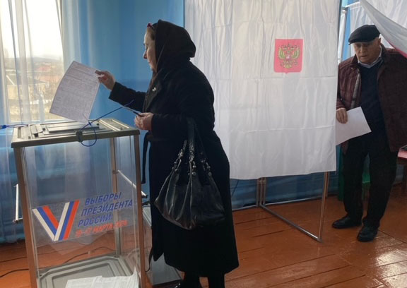 Жители Сергокалинского района участвуют в голосовании на выборах Президента РФ