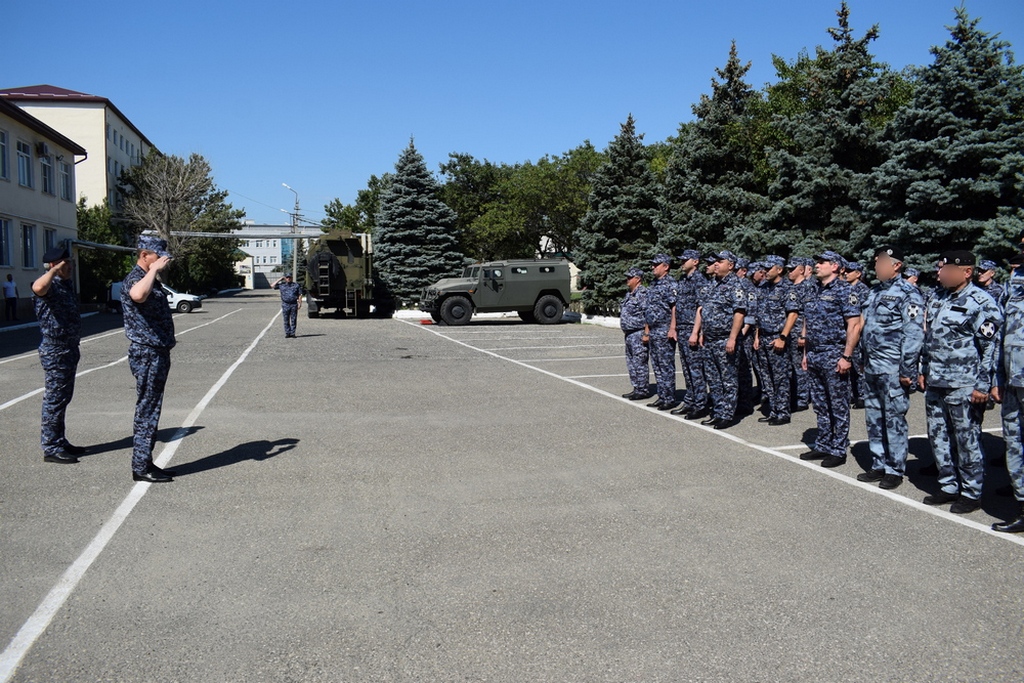 Более 2000 служебно-боевых задач выполнили росгвардейцы Дагестана за полгода