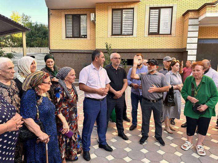 «Единая Россия» продолжает партпроект «Жители МКД» в Дагестане