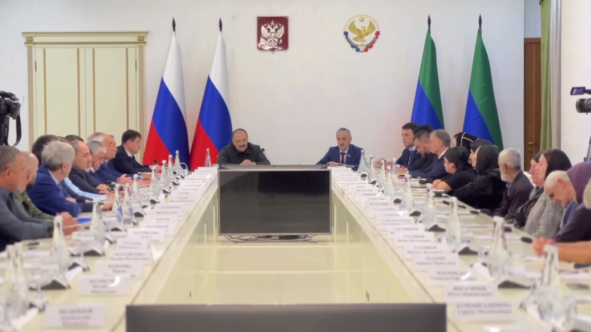 Сергей Меликов встретился с семьями дагестанских военнослужащих-участников СВО