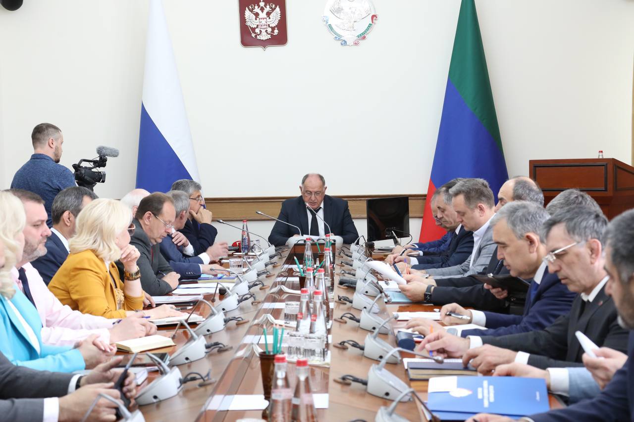 Вывоз твердых коммунальных отходов обсудят в Правительстве Дагестана