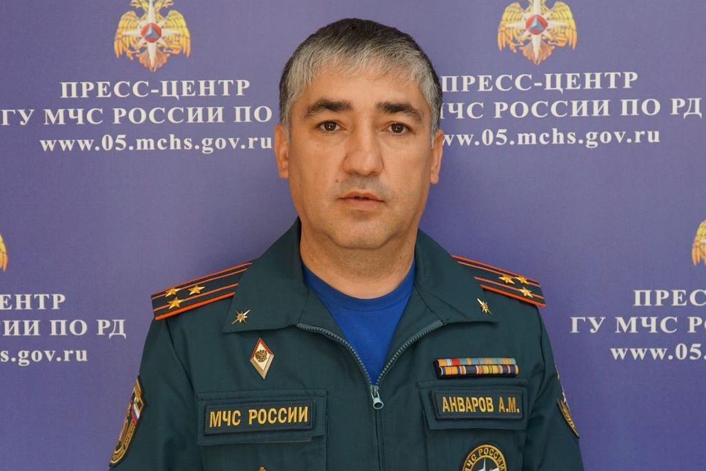 Готовность к отопительному сезону и обстановку с пожарами обсудили в МЧС Дагестана