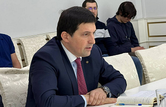 Порт Махачкалы в 2025 году планирует сохранить объемы перевалки наливных грузов