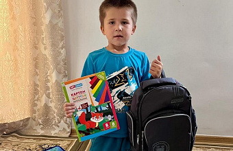 Коллектив казбековского комплексного центра Минтруда РД помог 21 семье подготовить детей к школе