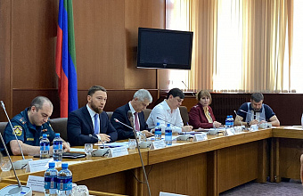 Соблюдение требований при оказании услуг общественного питания обсудили в Махачкале