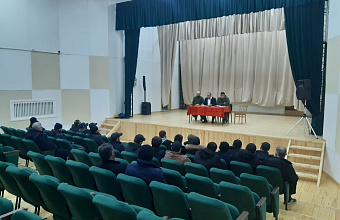 В Кумторкалинском районе обсудили вопросы контрактной службы