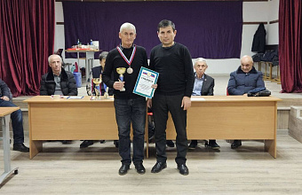 Исмаил Исмаилов стал призером второго этапа Кубка Дагестана по русским шашкам