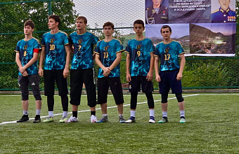 В Гумбетовском районе состоялся футбольный турнир памяти героев СВО