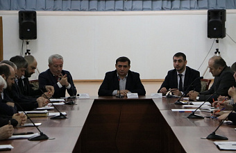 В Кизляре прошло заседание зональной группы по легализации теневого сектора экономики