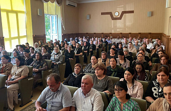 В Каякентском районе состоялось ежегодное августовское собрание, посвященное началу нового учебного года
