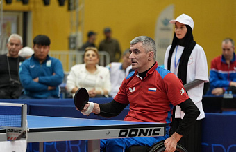 Теннисист Расул Назиров – чемпион международного турнира в Каспийске