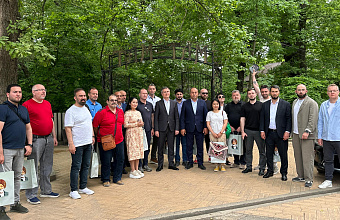 В Сулейман-Стальском районе прошел пресс-тур иностранных журналистов по крупным инвестиционным площадкам