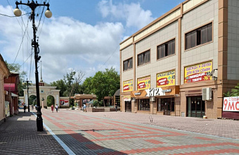 В Кизляре выполняются работы по реконструкции центральной пешеходной улицы