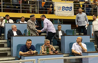 Восемь команд участвуют в Кубке СКФО по волейболу на призы муфтия Дагестана в Каспийске