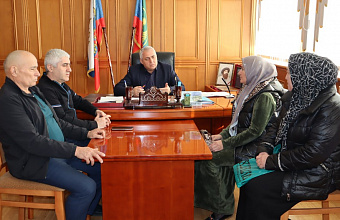 Глава Гергебильского района вместе с депутатом НС РД Джамалудином Нажмудиновым провели прием граждан