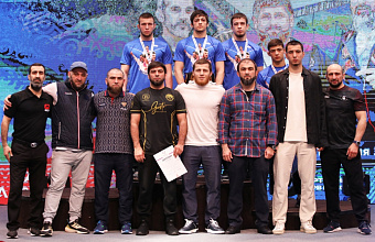 Дагестанские вольники – сильнейшие на мемориале Бувайсара Сайтиева