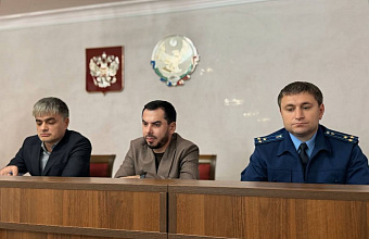 В Южно-Сухокумске прошла вторая сессия Собрания депутатов восьмого созыва