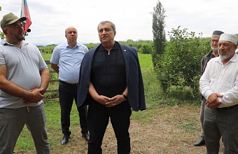 Глава Дербентского района принял участие в маджлисе паломников хаджа