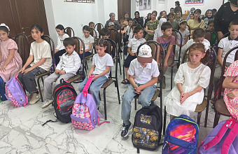 В Курахском районе прошла благотворительная акция «Собери ребенка в школу»