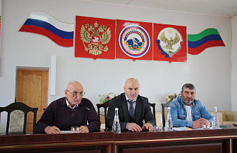 В Ахвахском районе прошла сессия депутатов 7-го созыва